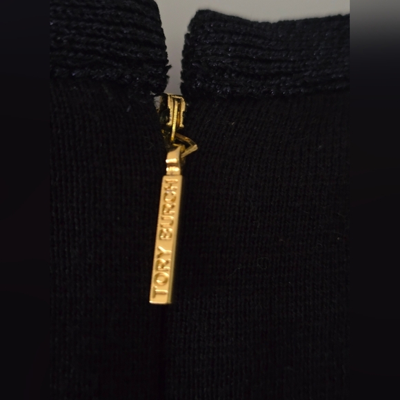 Tory Burch Elegant Black and Blue Sequin Dress - Picture 3 of 10